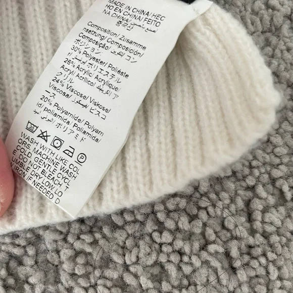 SHEIN Stylish Women's Sweater Vests - Cream and White - Picture 10 of 13